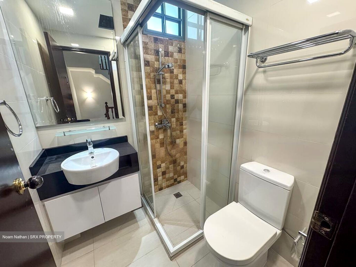 Barker Road (D11), Terrace #461894911